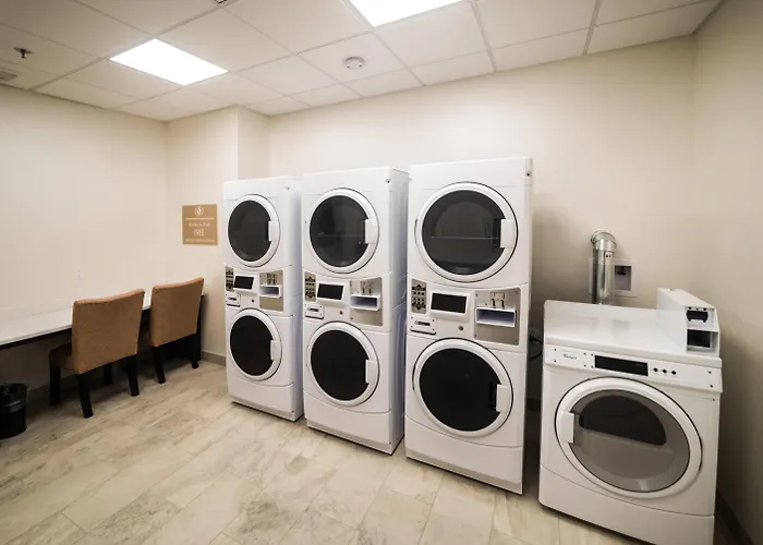 Candlewood Suites West Edmonton - Mall Area By Ihg