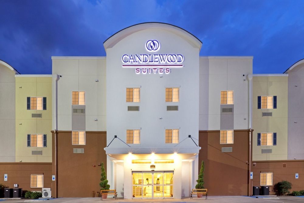Candlewood West - Mall Area By Ihg
